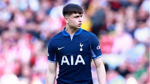 Mikey Moore completes Rangers loan move – second most valuable player to join Premiership